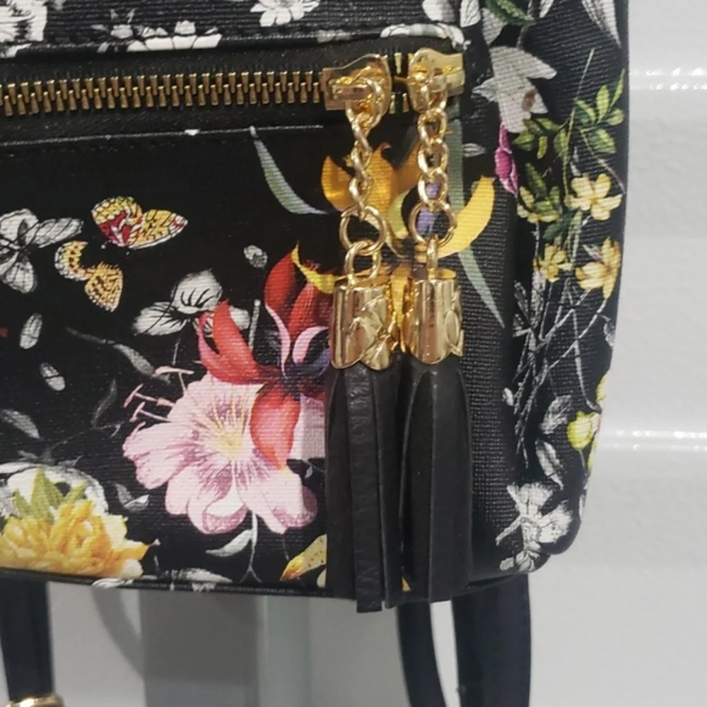 Mini backpack butterfly and flower design‎